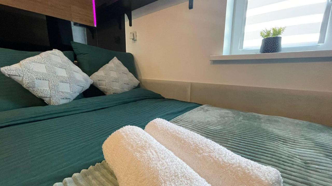 #4 Tgha Luxury One Bedroom Apartment In 阿斯隆 外观 照片