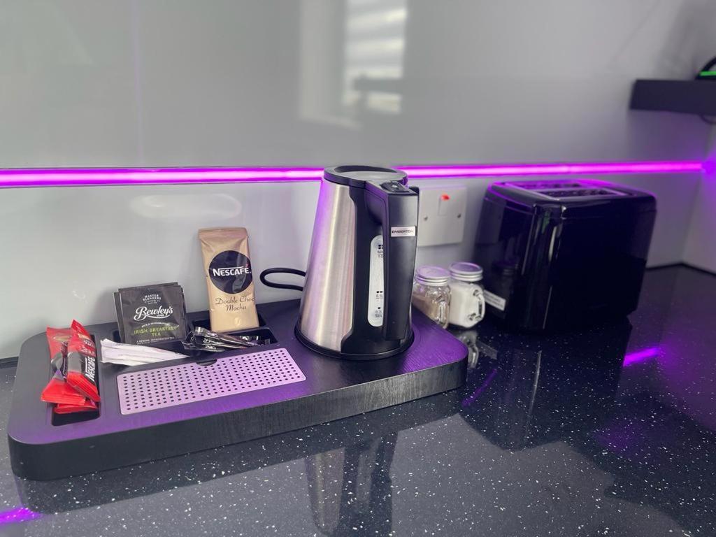 #4 Tgha Luxury One Bedroom Apartment In 阿斯隆 外观 照片